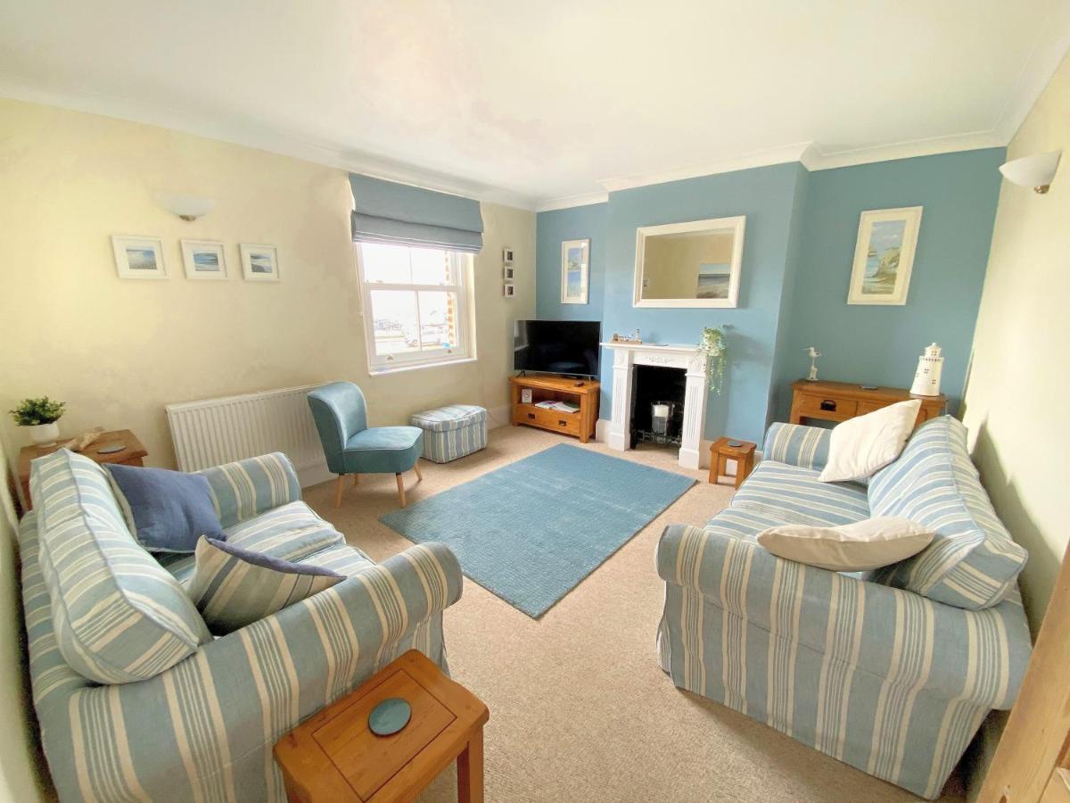 2 Cobb View Apartment Lyme Regis Exterior photo